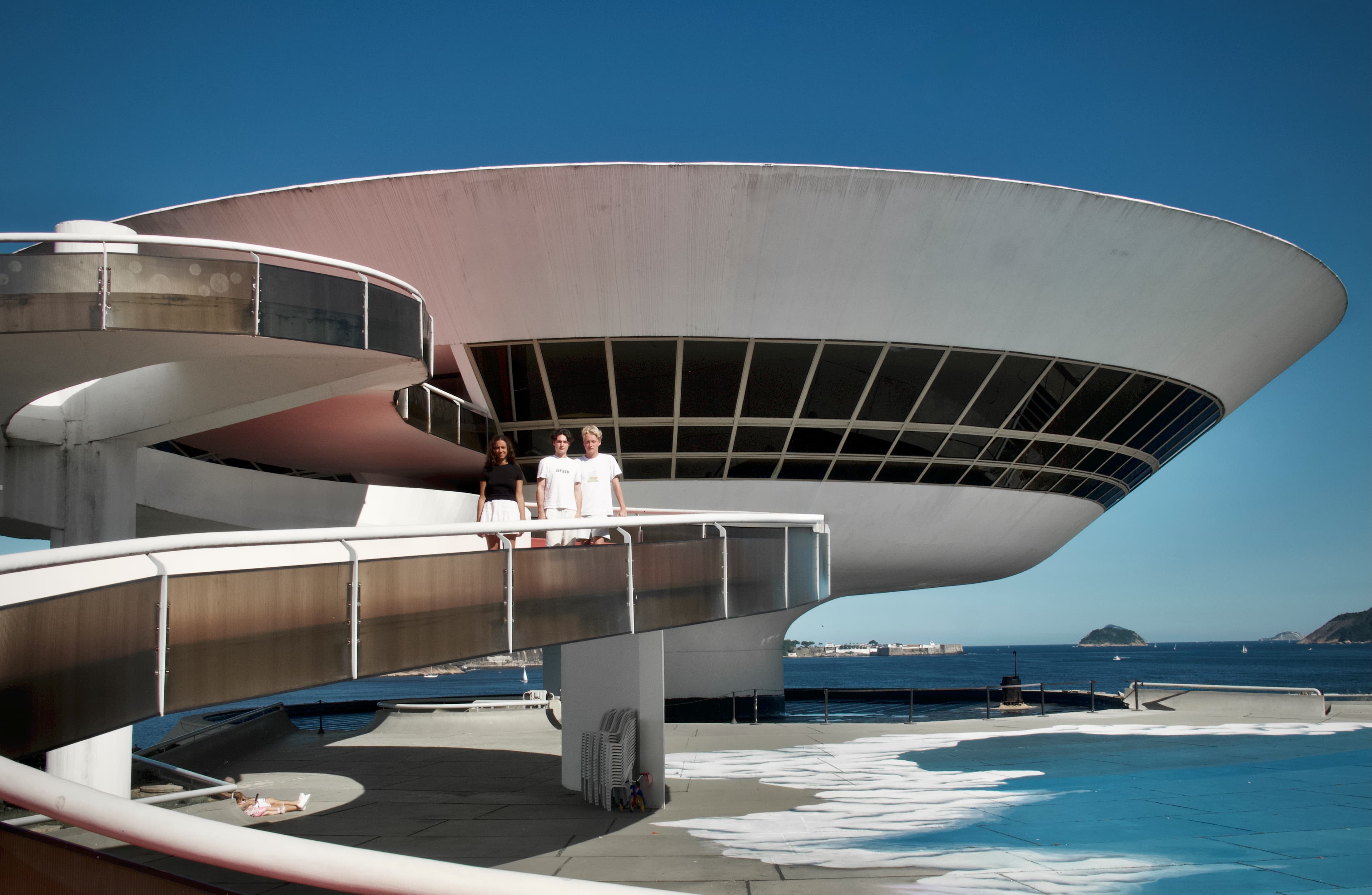 Oscar Niemeyer please marry me!